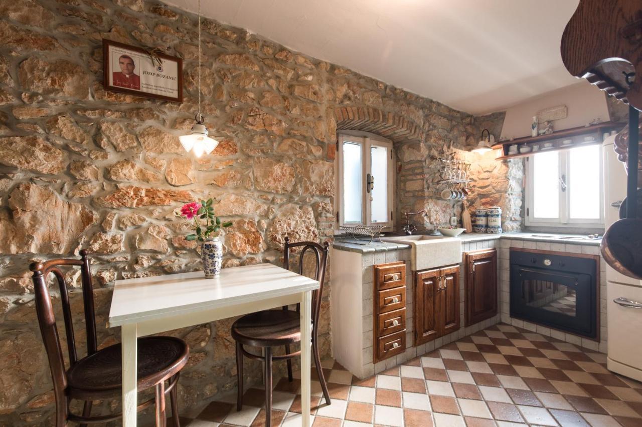 Holiday Home Bozanic Vrbnik Exterior photo